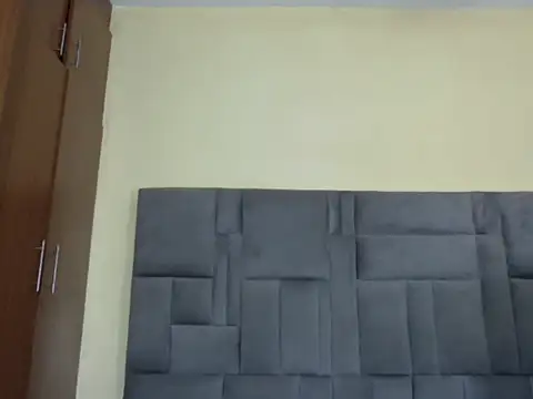 Cuteebony16 live cam on StripChat