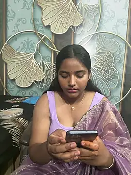 Baby_Myraaa live cam on StripChat