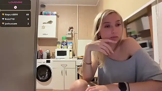 AngelJeni live cam on StripChat