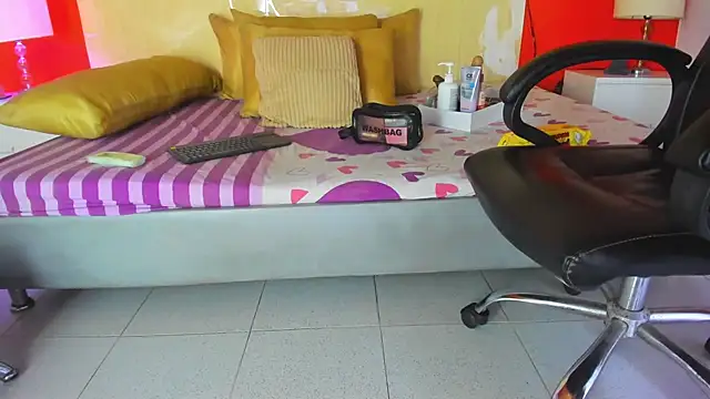 NikollSalas webcam