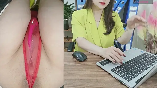 Lisa-sqiurt live cam on StripChat