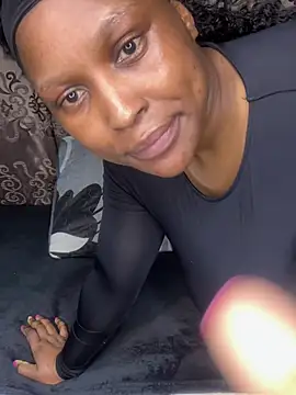 Bellabootie live cam