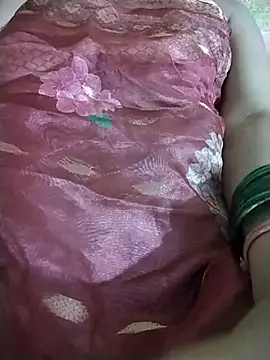 RASHMI_SHARMA9 live cam on StripChat