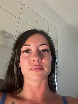 CherryVenomm live cam