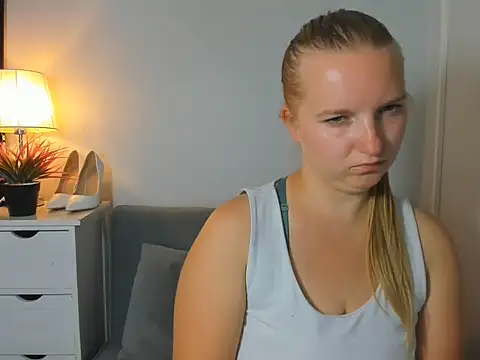 RoseTeacherX live cam on StripChat