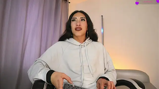 Velvet_Raze webcam