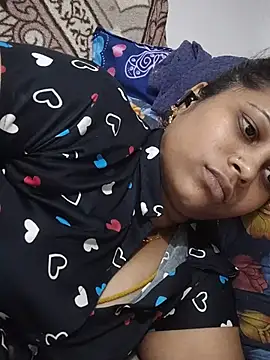 Jillukutty143 live cam