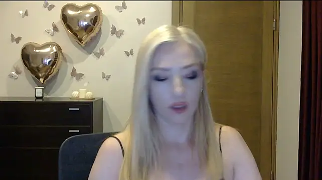 Wild_Silk_Desire live cam on StripChat