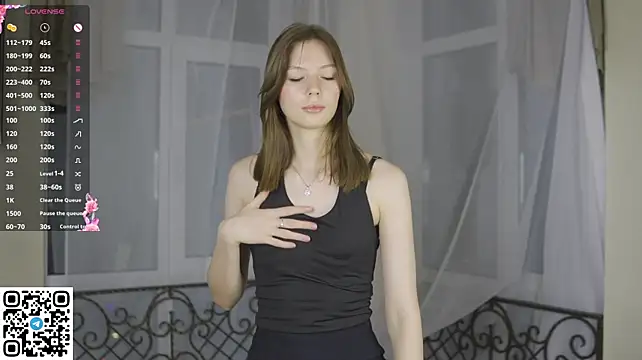 Erosyne live cam on StripChat