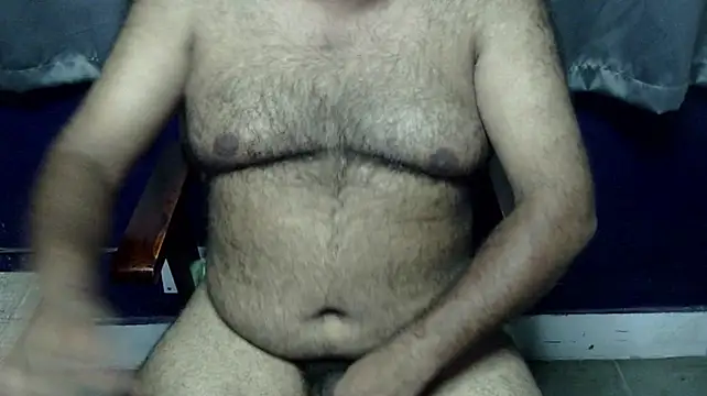 hairysubcub_70 live cam on StripChat