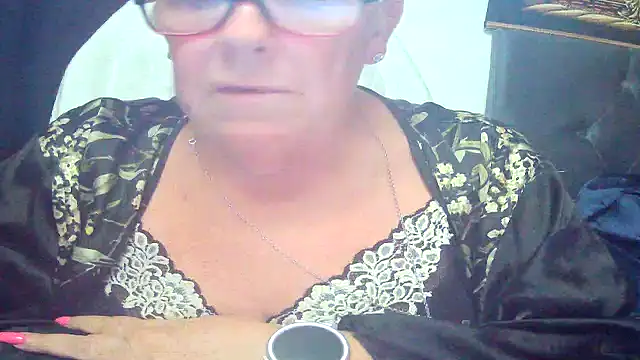 Playful_MILF_Demi webcam