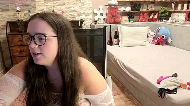 Kimberly-Caprice webcam