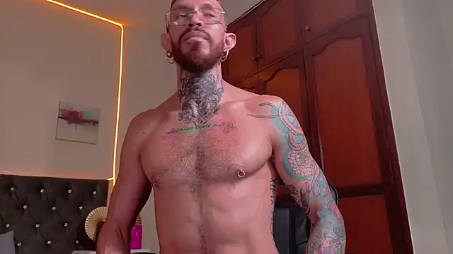 simon_rz (M young) - Control Lovense 5 min