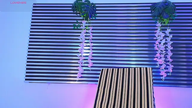 thiiagosaeenz (M young) - enjoy jerk to me