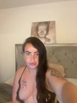 Sophie_23XX live cam on StripChat