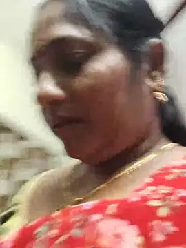 yamini1431 live sex cam