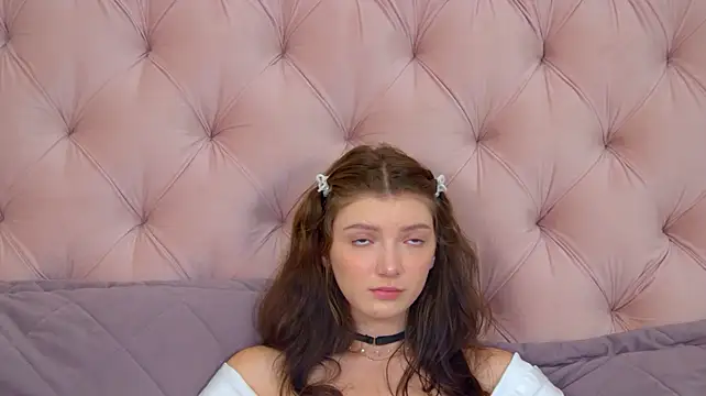 SophiaProve live cam on StripChat