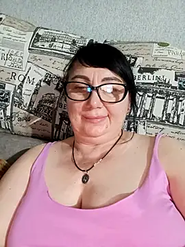 MariSwan222 live cam on StripChat
