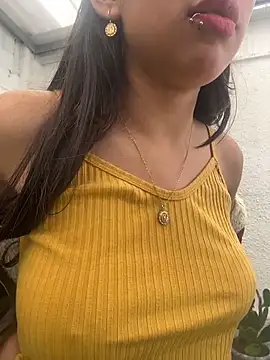 LilyRossi_ live cam on StripChat