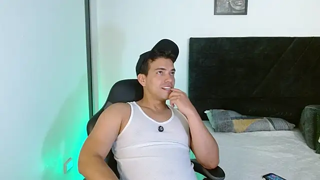 Ian_Daviz live cam on StripChat