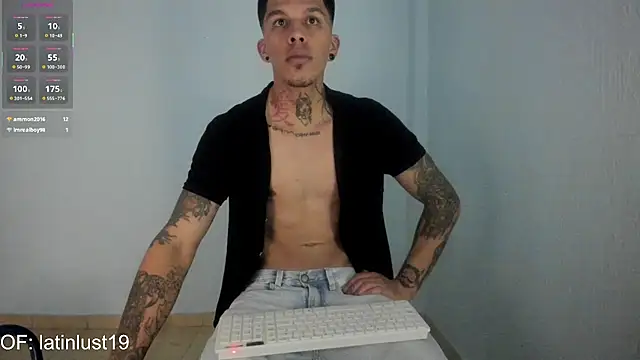 Savajelust live cam on StripChat