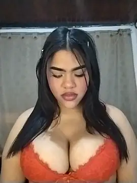 Bicky_25 live cam on StripChat