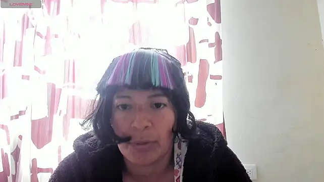 Acelinrose live cam on StripChat