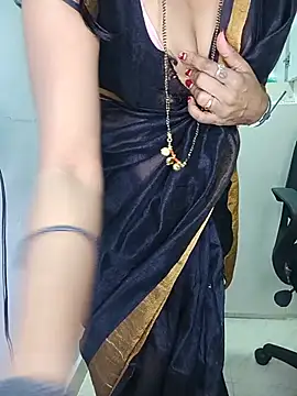 Deepa_kannadatelugu live cam on StripChat