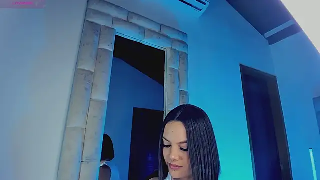 HollyGrey_ live cam on StripChat