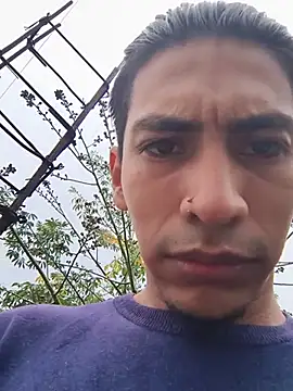 Chakalon43 live cam on StripChat