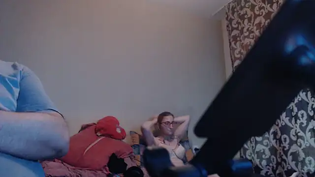 MoonedByEva2025 webcam