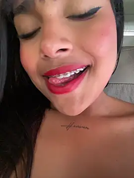 mariangel_11 (F teen) - sit on my face Angel and cameltoe🔥