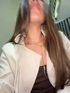 ICrazyOneIRL live cam
