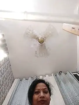 Cute-Janvi20 webcam