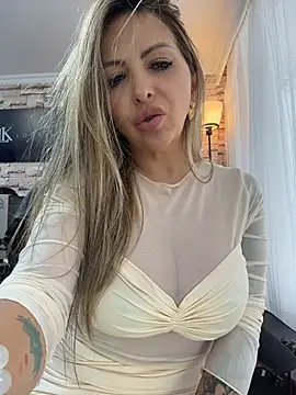 _Abril-Office1 webcam
