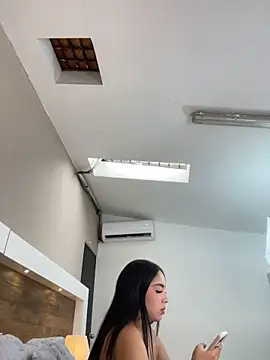 MiaFarkash webcam