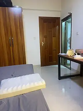 qiannvyoulijiang00 webcam
