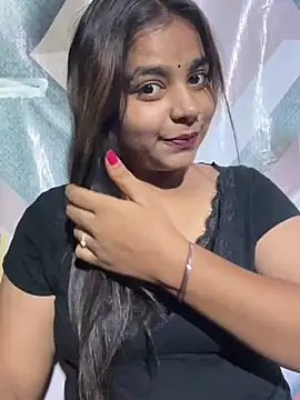 Aayra_Joshi live sex cam