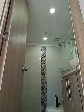 Lia_Hurley webcam