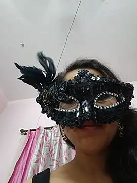 thanusi_2 webcam