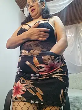 christy_ant webcam
