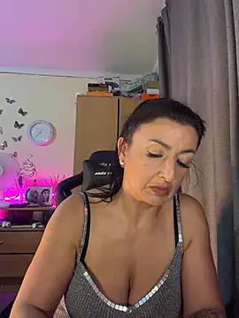 Hotangel75 live cam on StripChat