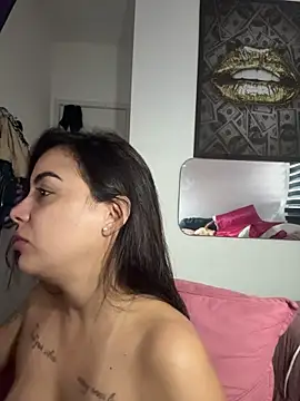 Srta_Jhenny webcam