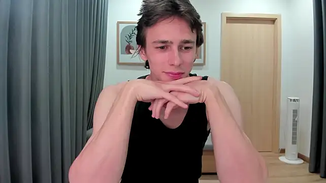 urgoddessboy live cam on StripChat