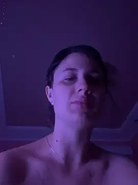 Flossy_Vettie live cam on StripChat