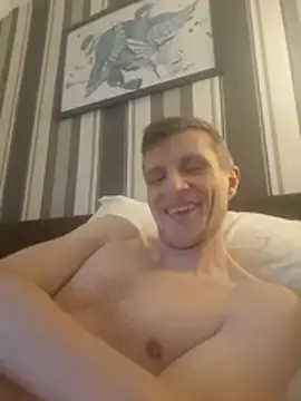 BigDmasked live cam on StripChat