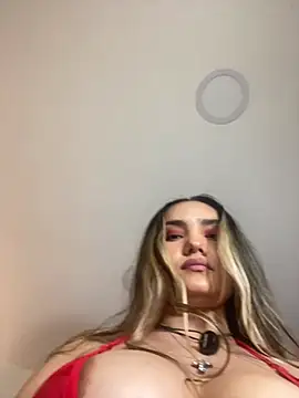 exoticcute live cam on StripChat