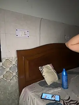 queen_sofiya live cam on StripChat