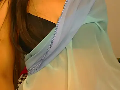 Ruchi-19 live cam on StripChat