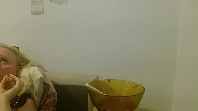 martachatte live cam on StripChat